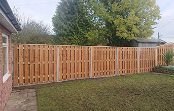 MKM-Building-supplies-and-FP-McCanns-joint-charity-fencing-project