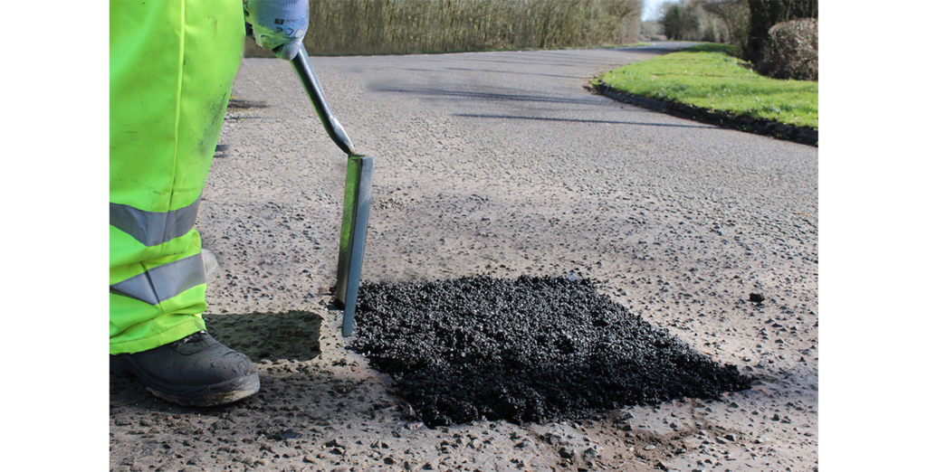 EasiRepair™ Cold Lay Tarmac Bagged Cold Lay Tarmac NI