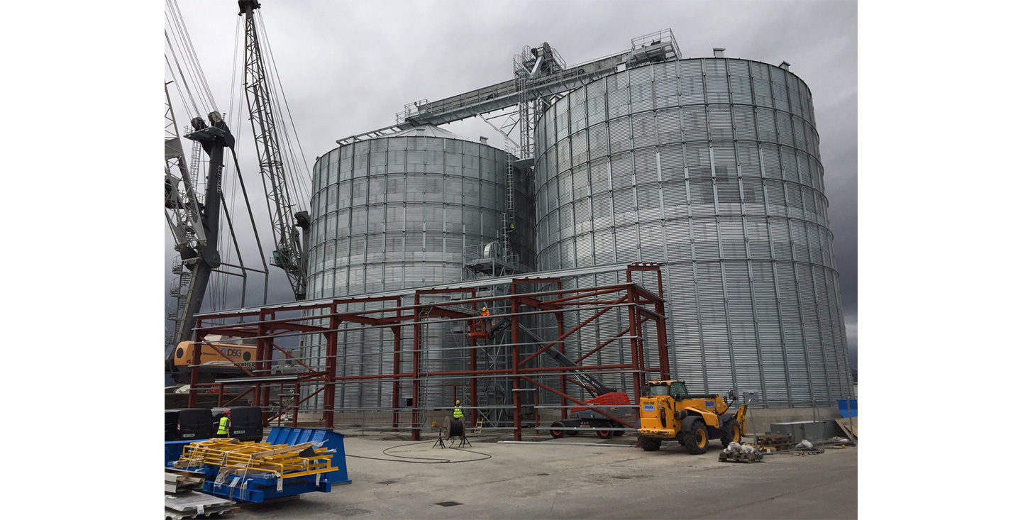 GreenorePort-GrainSilos3