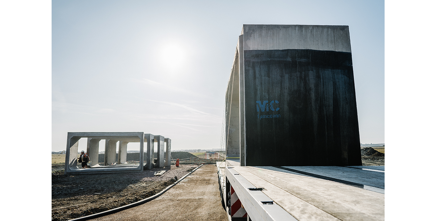 FP-McCanns-precast-concrete-Box-Culvert-sections-being-delivered-and-installed-at-The-Wixams-Bedfordshire