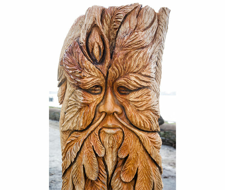 Nugents Wood detail back fairytale seat