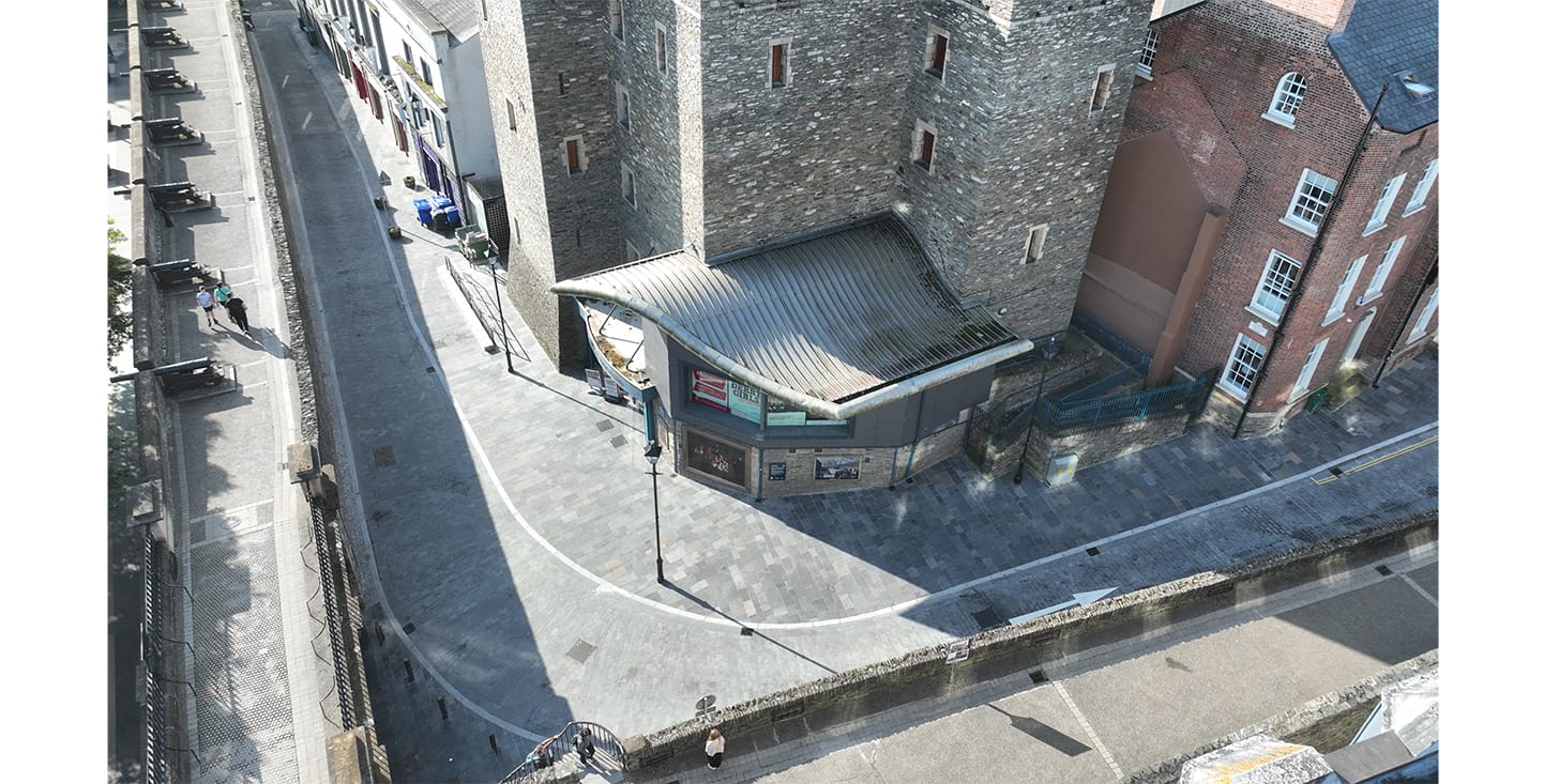 Completed public realm works enhancing the streets and spaces within Derry’s historic walled city.